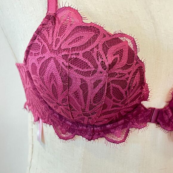 Victoria's Secret PINK Raspberry Lace Date Racerback Bra Front Clasp 32B - Picture 3 of 8